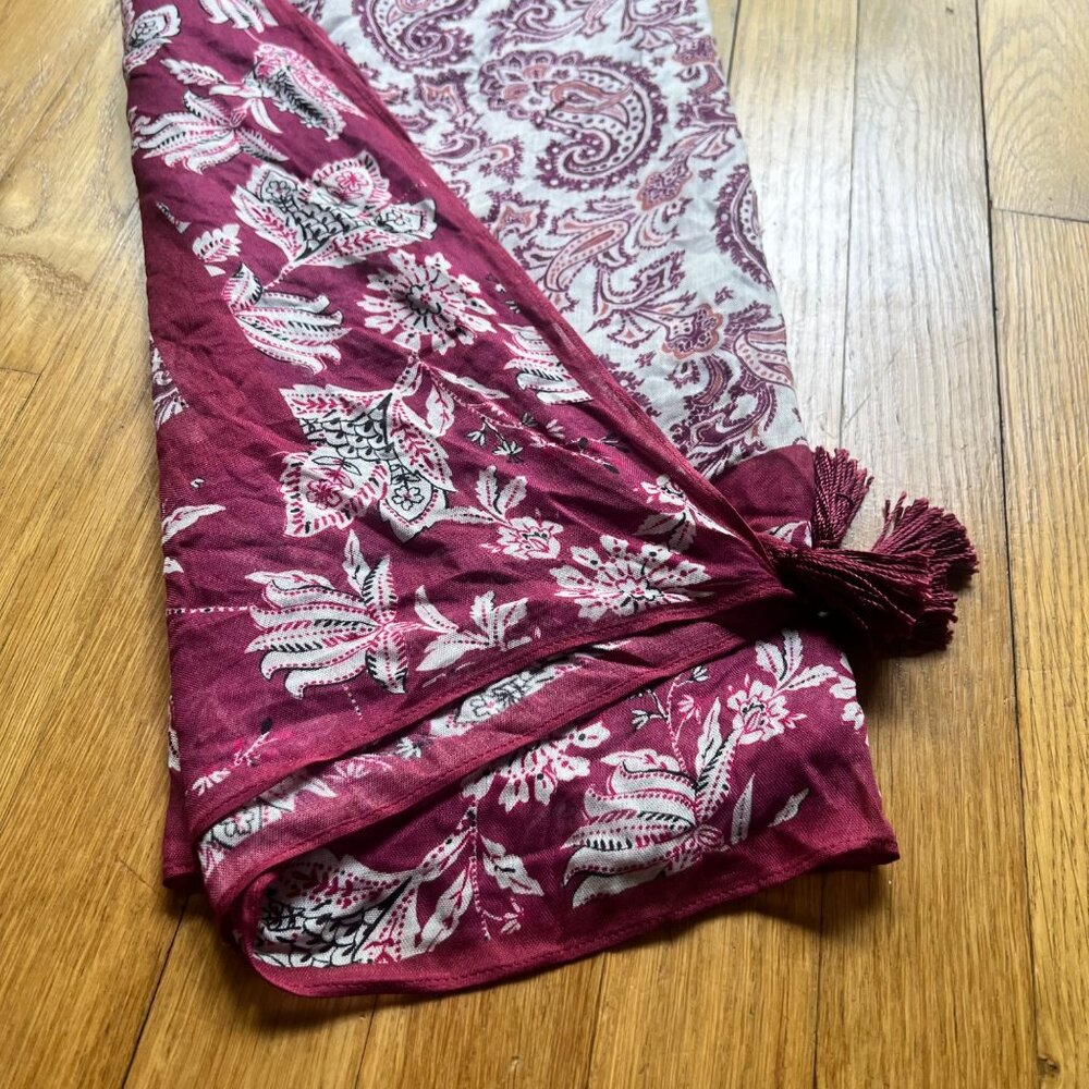 Rebecca Minkoff O/S NEW Pretty Paisley Ruana in Cherry Multicolor Cover Up Scarf - Picture 14 of 14